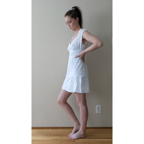 ALIX MINI DRESS - Picture 10 of 13